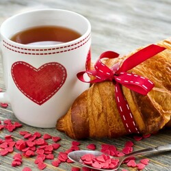Jigsaw puzzle: Coffee and croissant