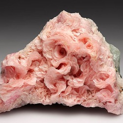 Jigsaw puzzle: Rhodochrosite or rose of the Incas