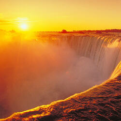 Jigsaw puzzle: Sunrise over Niagara Falls