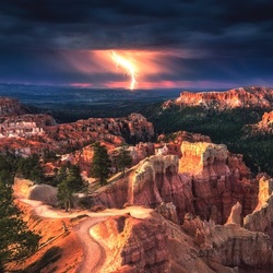 Jigsaw puzzle: Lightning in the Grand Canyon