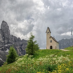 Jigsaw puzzle: Alps, Chapel