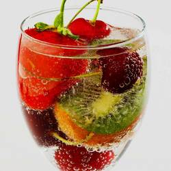 Jigsaw puzzle: Fruit in water