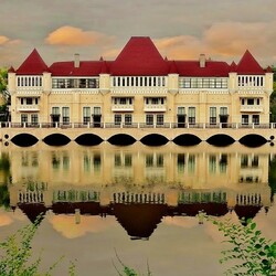 Jigsaw puzzle: House on the water