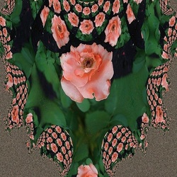 Jigsaw puzzle: Vase of roses