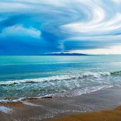 Jigsaw puzzle: Funnel of clouds