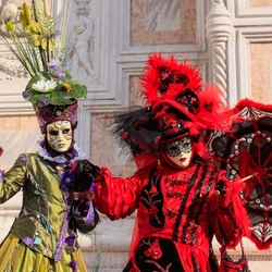 Jigsaw puzzle: Venetian carnival masks
