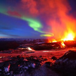 Jigsaw puzzle: Volcanic eruption and northern lights