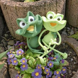 Jigsaw puzzle: Funny frogs