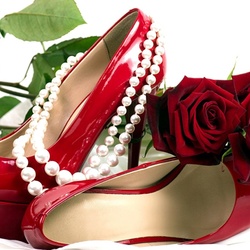 Jigsaw puzzle: Roses and shoes