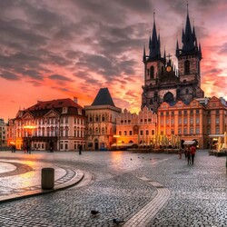 Jigsaw puzzle: Old Town Square