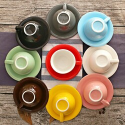 Jigsaw puzzle: Cups