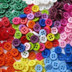 Jigsaw puzzle: Buttons