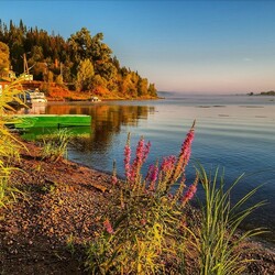 Jigsaw puzzle: Morning on the Kama river