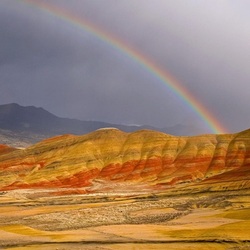 Jigsaw puzzle: Rainbow behind the mountains