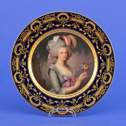 Jigsaw puzzle: Portraits of women on porcelain