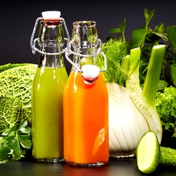 Jigsaw puzzle: Freshly squeezed vegetable juices
