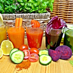 Jigsaw puzzle: Freshly squeezed vegetable juices
