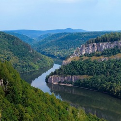 Jigsaw puzzle: River between mountains