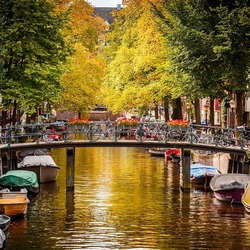 Jigsaw puzzle: Streets of Amsterdam