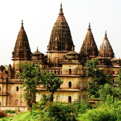 Jigsaw puzzle: The beauty of the temples of India