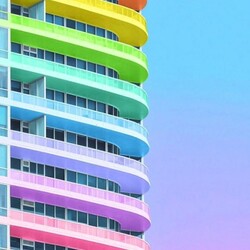 Jigsaw puzzle: Multicolored balconies