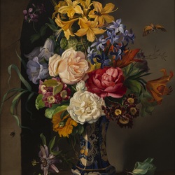Jigsaw puzzle: A bouquet of flowers in a blue vase