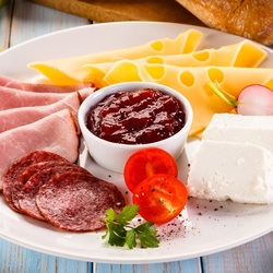 Jigsaw puzzle: Meat and cheese