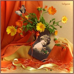 Jigsaw puzzle: Girl with marigolds