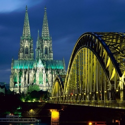 Jigsaw puzzle: Cologne Cathedral and Hohenzollern Bridge