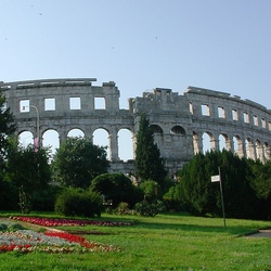 Jigsaw puzzle: Ancient Roman amphitheater in the city of Pula. Croatia