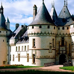 Jigsaw puzzle: Chaumont-sur-Loire castle