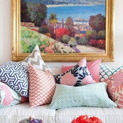 Jigsaw puzzle: Bright pillows