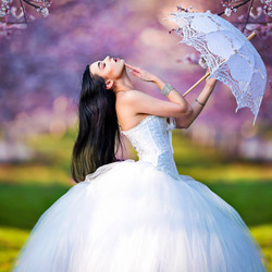 Jigsaw puzzle: Girl in white