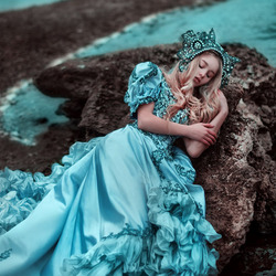 Jigsaw puzzle: Princess by the sea