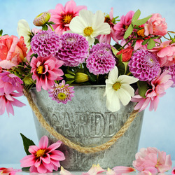 Jigsaw puzzle: Bouquet of different flowers