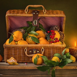 Jigsaw puzzle: Chest with tangerines