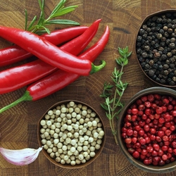 Jigsaw puzzle: Pepper and spices