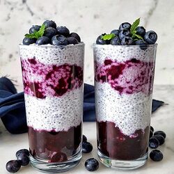 Jigsaw puzzle:  Dessert with blueberries and blackberries
