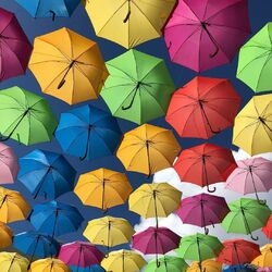 Jigsaw puzzle: Umbrellas in the sky