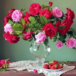 Jigsaw puzzle: Roses and strawberries