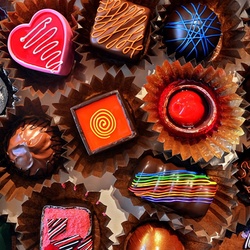 Jigsaw puzzle: Chocolate candies