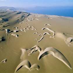 Jigsaw puzzle: Desert and sea