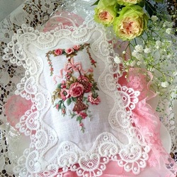 Jigsaw puzzle: Shabby Chic Embroidery