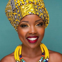Jigsaw puzzle: African beauty