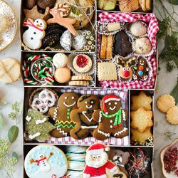 Jigsaw puzzle: Cookie box