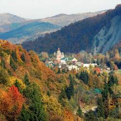 Jigsaw puzzle: Autumn day in the Carpathians