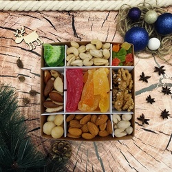 Jigsaw puzzle: More nuts and dried fruits