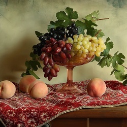 Jigsaw puzzle: Grapes and peaches