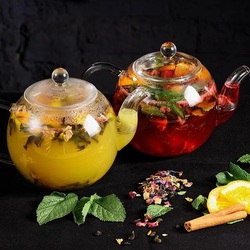 Jigsaw puzzle: Tea with herbs and berries