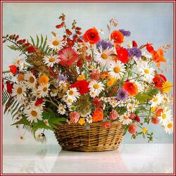 Jigsaw puzzle: Colorful bouquet of wildflowers